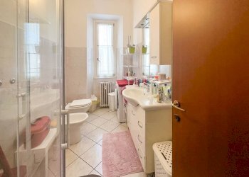 Bagno - Bilocale via Giuseppe Mazzini, 6, Cairate - foto 11