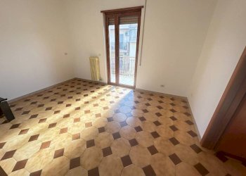 Camera da letto - Trilocale via Francesco Netti, 1A, Cassano delle Murge - foto 4