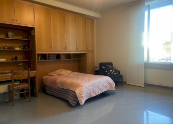 Camera da letto - Three-room apartment via Felice Orrigoni, 13, Varese - photo 26