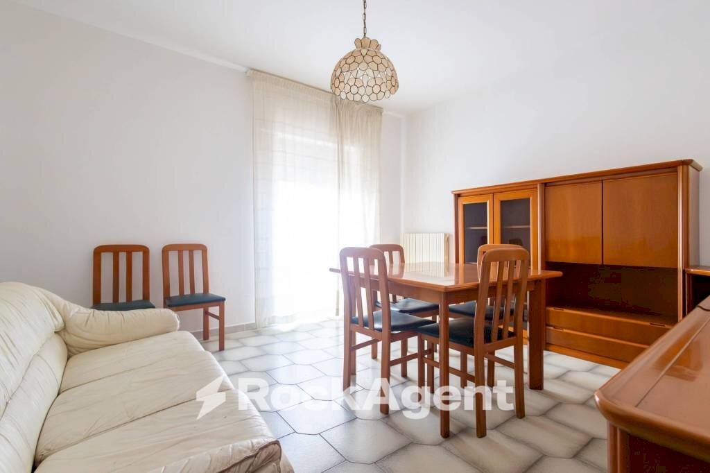 Bilocale viale Brutium, 10, Catanzaro - foto 2