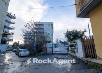 Bilocale viale Brutium, 10, Catanzaro - foto 31