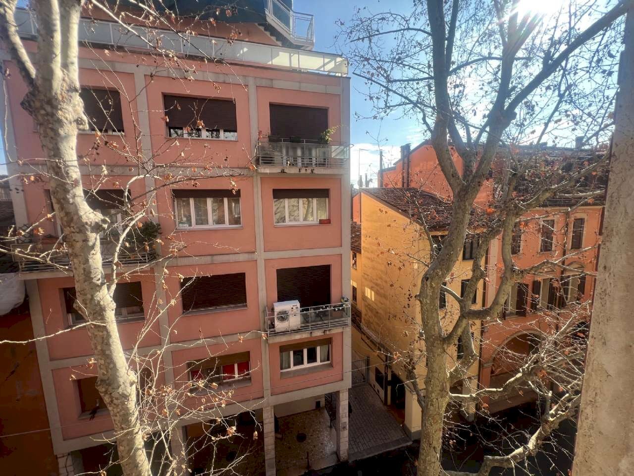 viste - Trilocale via Fontanina, Bologna (zona Centro Storico) - foto 3