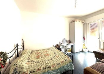 camera 1 con balcone - Trilocale via Fontanina, Bologna (zona Centro Storico) - foto 11