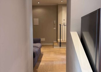 disimpegno cucina/soggiorno - Quadrilocale via De Buttieri, Bologna (zona Centro Storico) - foto 17