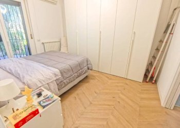 Camera da letto - Trilocale viale Cesare Pavese, 31, Roma - foto 12