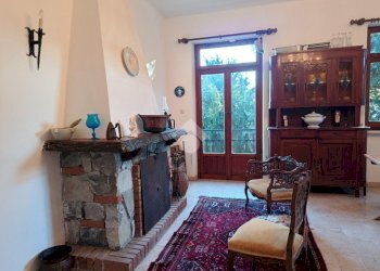 Villa Via Seriallo, Casella - foto 9