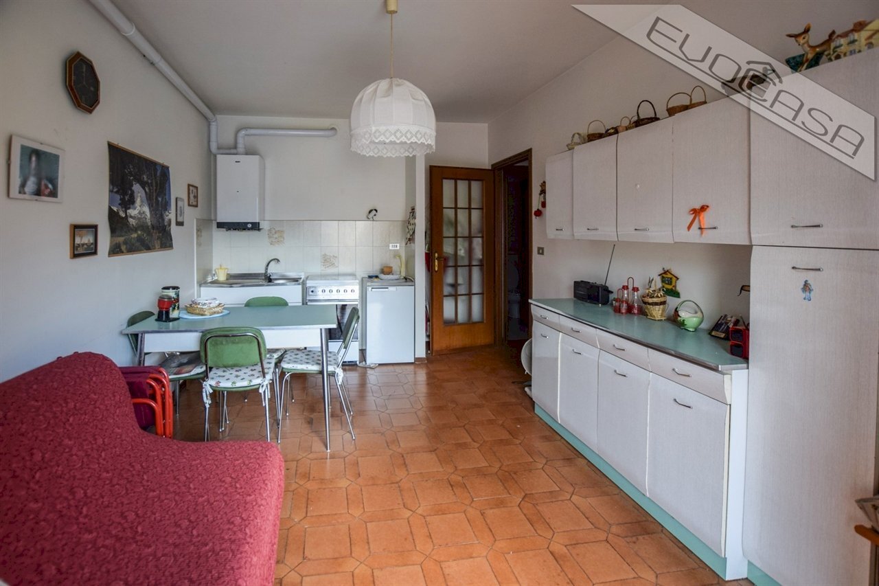 Two-room apartment Via Guardia Piemontese , Torre Pellice - photo 2