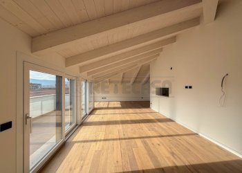 zona giorno - Attico Via F. Magellano, Creazzo - foto 5