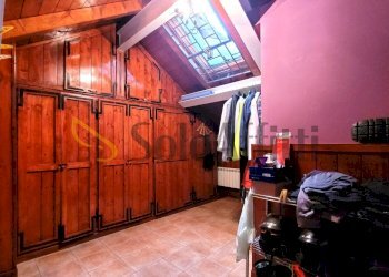 Camera.jpg - Trilocale Via Olona, Parabiago - foto 15