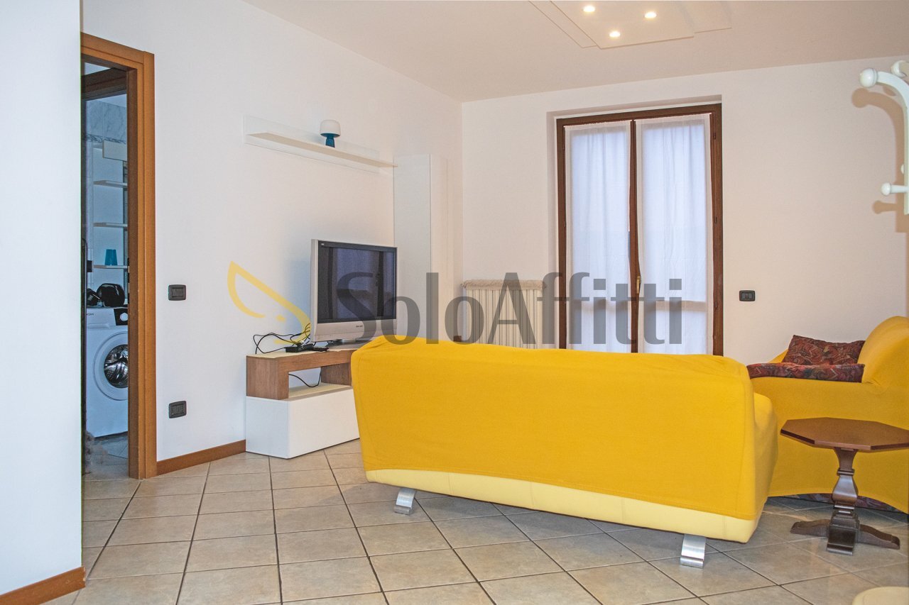 zona giorno - Three-room apartment Cabiate - photo 1
