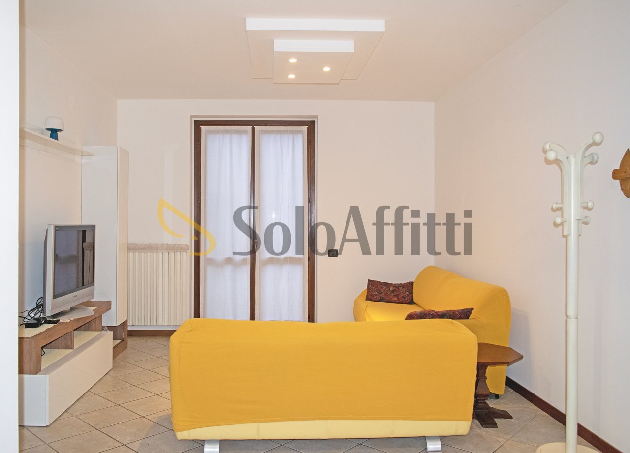 zona giorno - Three-room apartment Cabiate - photo 2