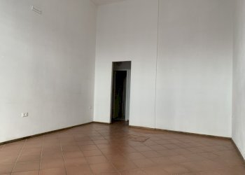 Interno - Commercial Premises Via I° Maggio, Pontedera - photo 6