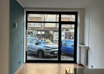 7C42A25B-C960-4034-9CA4-D2ADCF11BF86.JPG - Locale Commerciale Viale Giovanni XXIII 5, Beinasco - foto 1