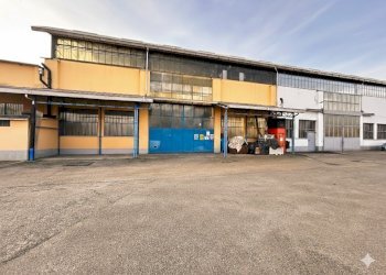 e.jpg - Locale Commerciale Via Pateri 60, Beinasco - foto 4