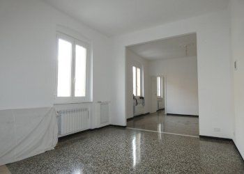 CUCINA.JPG - Appartamento Corso Alessandro de Stefanis 42, Genova (zona Staglieno) - foto 7