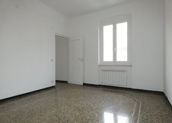 CAMERA (2).JPG - Appartamento Corso Alessandro de Stefanis 42, Genova (zona Staglieno) - foto 8