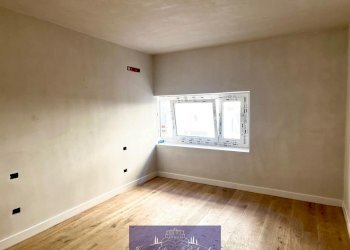 WhatsApp Image 2024-05-10 at 15.35.46 (1).jpeg - Trilocale Via di Novoli, Firenze (zona Santa Maria Novella) - foto 13