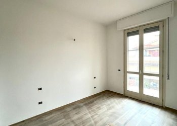 WhatsApp Image 2024-02-15 at 12.15.22 (1).jpeg - Trilocale Via di Novoli, Firenze (zona Santa Maria Novella) - foto 10