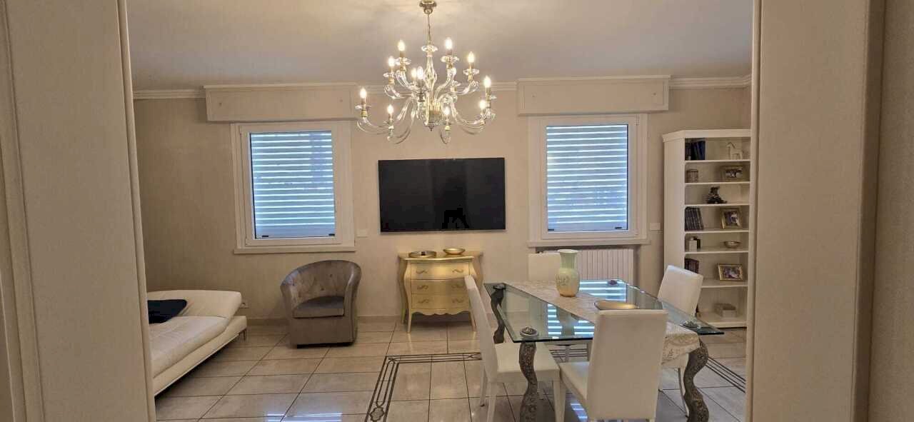 FOTO 27.jpg - Porzione di casa Viale Giuliano Dati, Rimini - foto 2