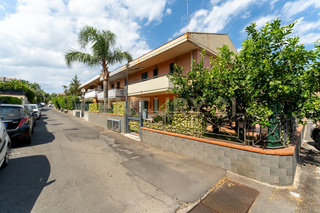 Via Vampolieri 34m (1).jpg - Casa indipendente Via Vampolieri 34m, Aci Catena - foto 3