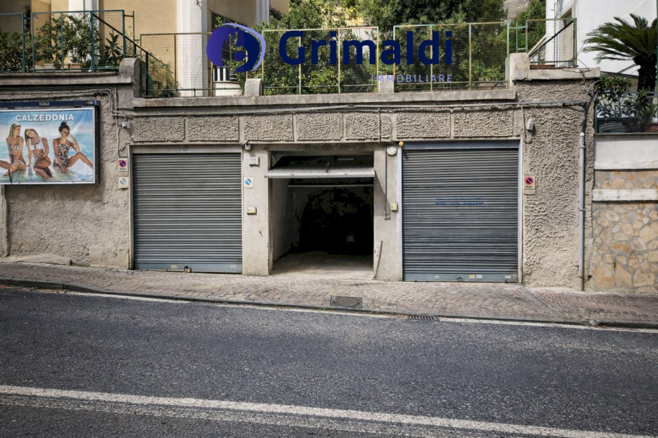 3.png - Box Via Torquato Tasso 189, Napoli (zona Vomero) - foto 3