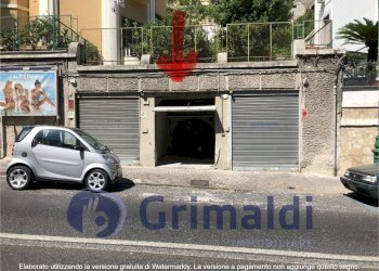 7.jpeg - Box Via Torquato Tasso 189, Napoli (zona Vomero) - foto 4