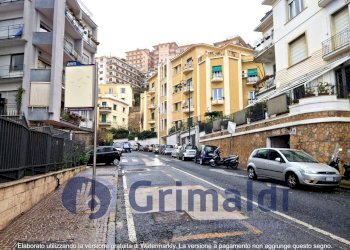 17.jpg - Box Via Torquato Tasso 189, Napoli (zona Vomero) - foto 9