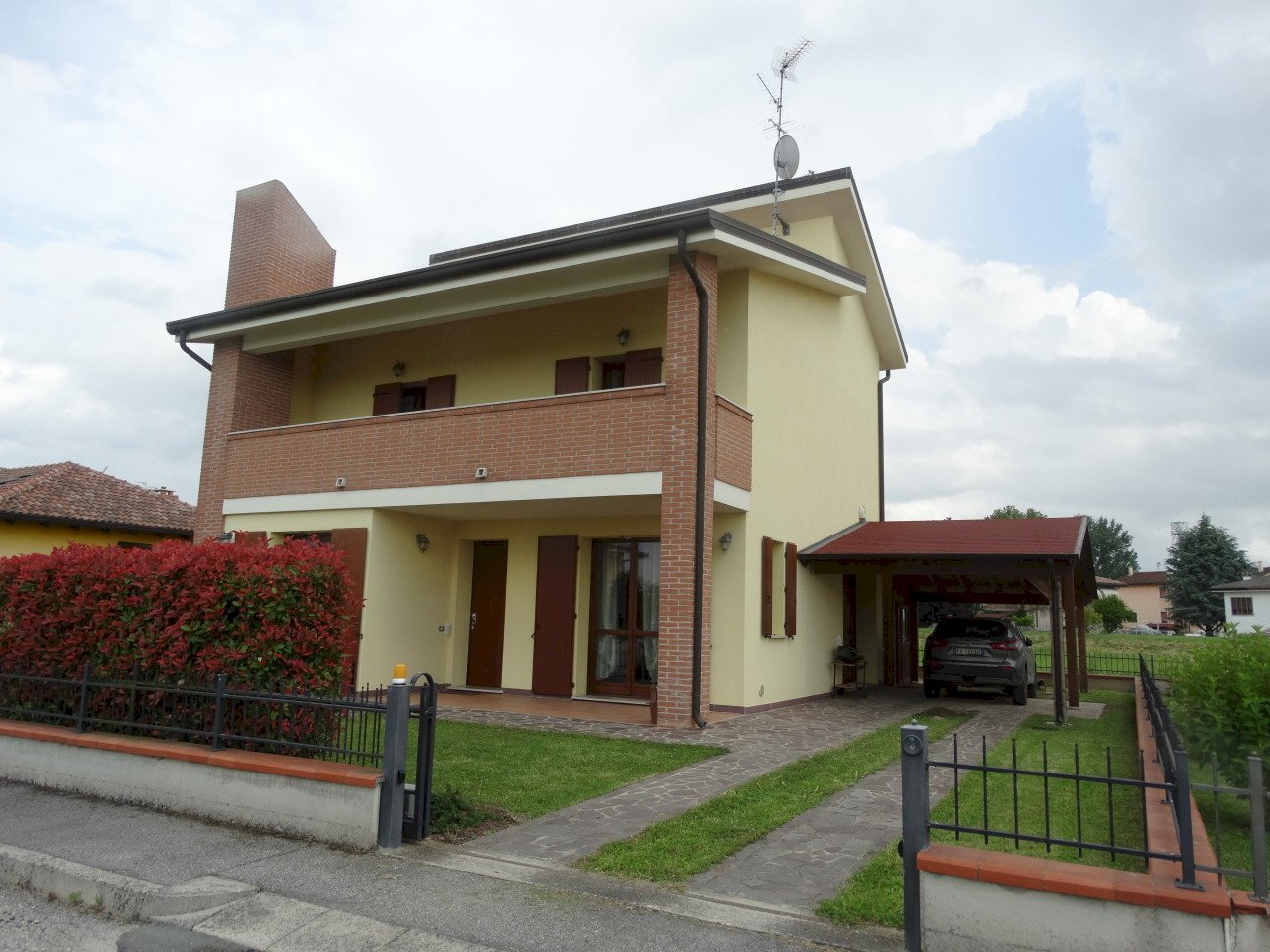 DSC05313.JPG - Villa Via della Repubblica 255, Guarda Veneta - foto 2