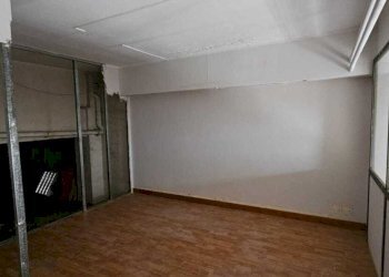 WhatsApp Image 2026-02-06 at 18.48.06 (5).jpeg - Magazzino Via Antonio Gramsci 59, Gravina di Catania - foto 10