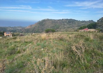 Terreno agricolo Villaggio Gesso - c.da romana, Messina - foto 3