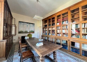 Apartment Viale Conte Di ruvo, 30, Pescara - photo 1