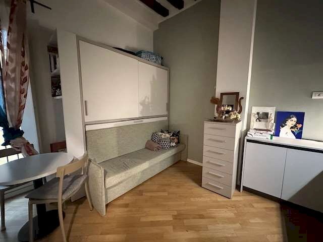 One-room apartment Modena (neighborhood Centro Storico) - photo 1