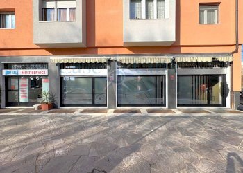 Locale Commerciale Via Ugo Betti, 161, Milano (zona Bonola) - foto 1