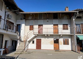 Rustic Canton Garda, Ivrea - photo 1