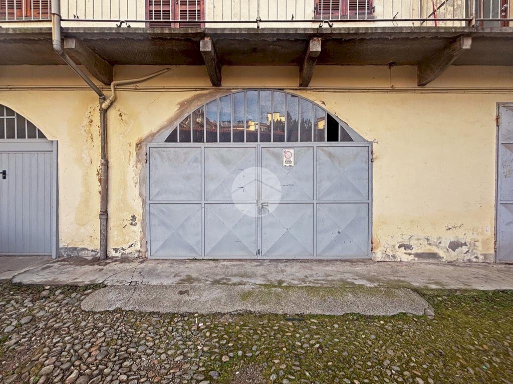 Garage - Parking Via Virginio, Pinerolo - photo 1