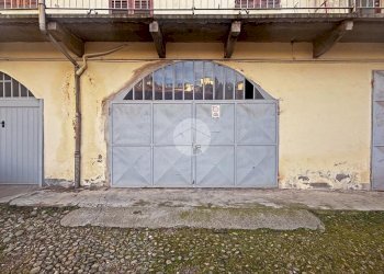 Garage - Parking Via Virginio, Pinerolo - photo 1
