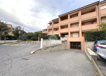 Box Via Piave, Loano - foto 1