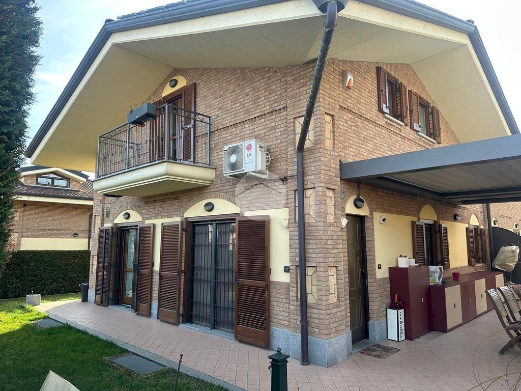 Porzione di casa Via Perosi, Rivalta di Torino - foto 1