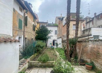 Semi-detached house Via Andrea Costa, Carpi - photo 6