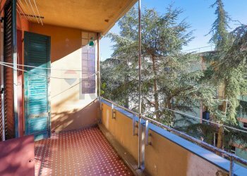 Two-room apartment Viale Virginia Centurione Bracelli, 58 
 Marassi, Genova (neighborhood Marassi) - photo 1