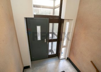 Two-room apartment Viale Virginia Centurione Bracelli, 58 
 Marassi, Genova (neighborhood Marassi) - photo 18