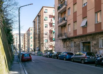 Two-room apartment Viale Virginia Centurione Bracelli, 58 
 Marassi, Genova (neighborhood Marassi) - photo 21