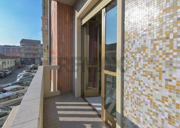 One-room apartment Via Michelangelo Rulfi, 4 
 Borgata Vittoria, Torino (neighborhood Borgo Vittoria) - photo 23