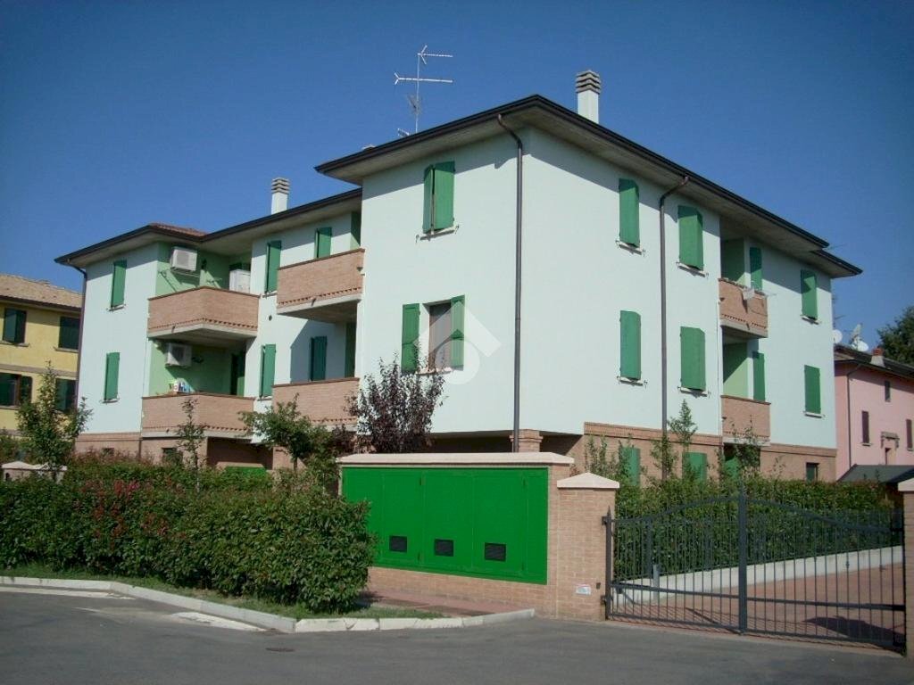 Three-room apartment Via luzi, Cadelbosco di Sopra - photo 2