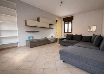 Bilocale Via Leopoldo Chiodini, Romentino - foto 14