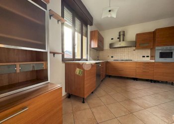 Bilocale Via Leopoldo Chiodini, Romentino - foto 25