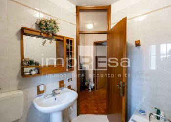 Foto 17 - Villa a Schiera capitello
 
20, Paese - foto 17