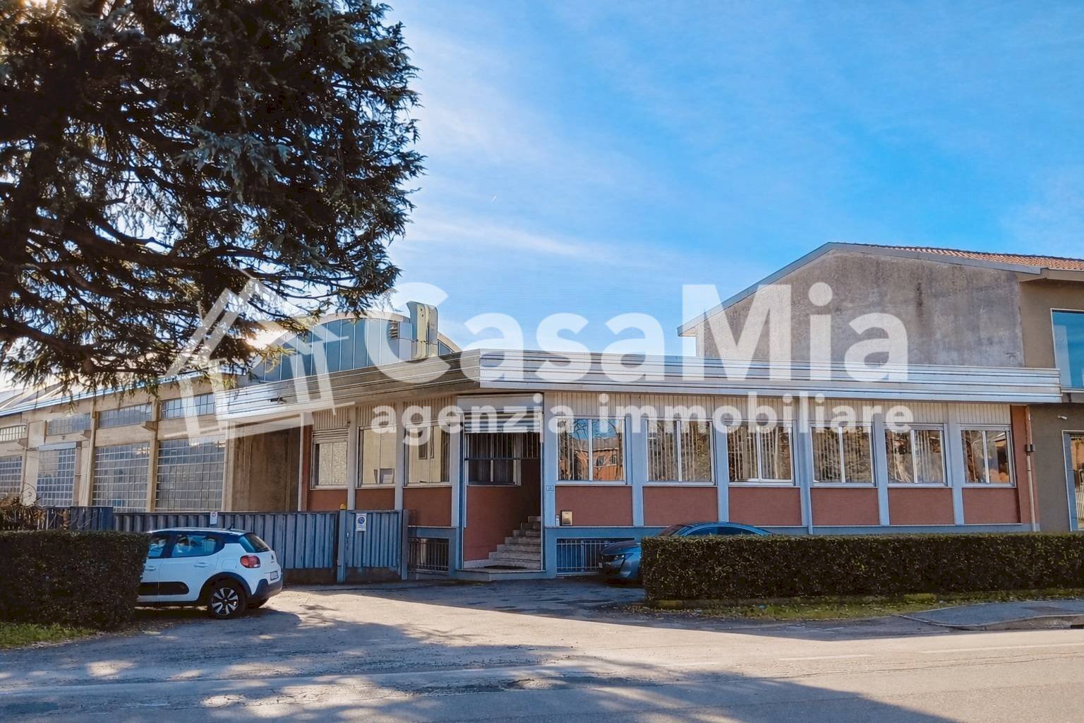 Foto 1 - Capannone Strada Provinciale Saronnese
 
10, Rescaldina - foto 1