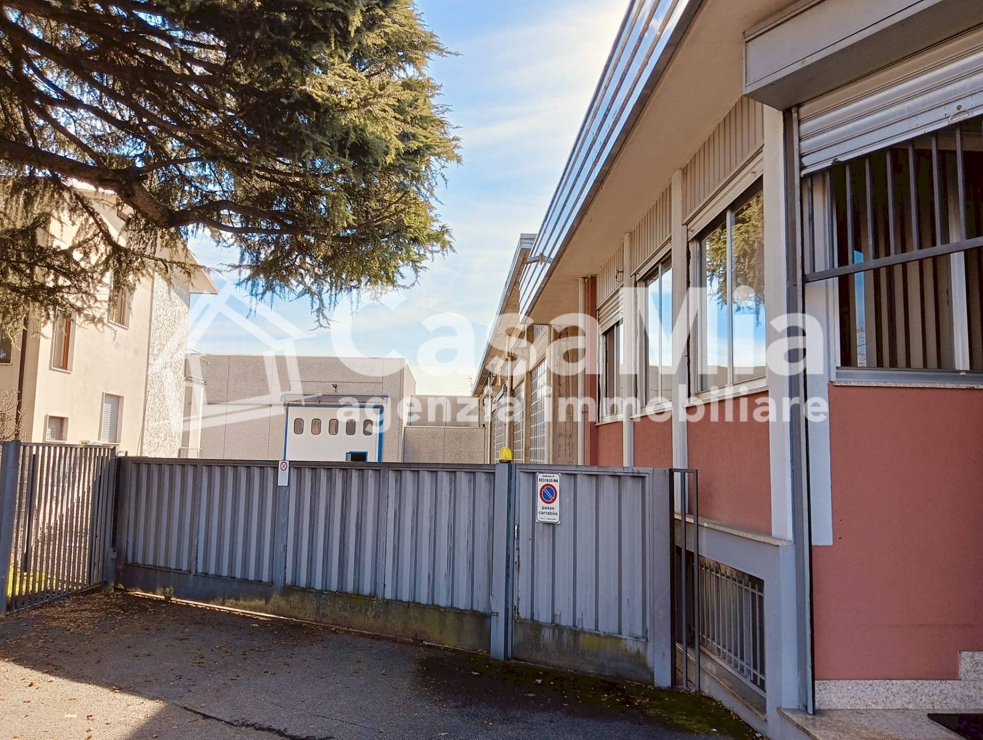 Foto 3 - Capannone Strada Provinciale Saronnese
 
10, Rescaldina - foto 3