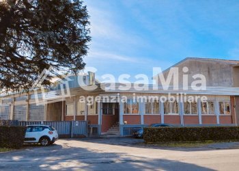 Foto 1 - Capannone Strada Provinciale Saronnese
 
10, Rescaldina - foto 1